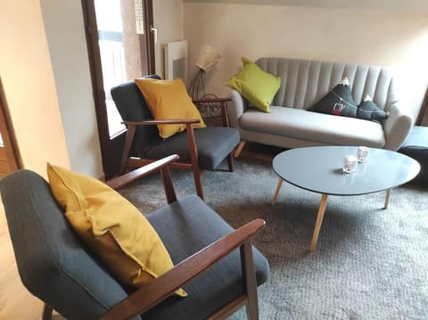 Appartement vue montagne, cosy et chaleureux Condo in Briançon