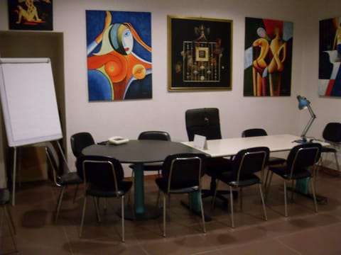 Meeting/conference room