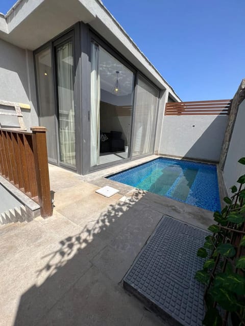 Property building, Pool view, Swimming pool