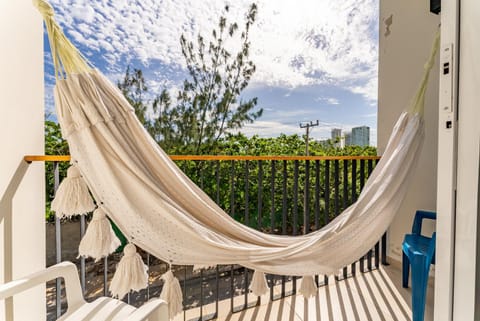 View (from property/room), Balcony/Terrace, City view, Garden view