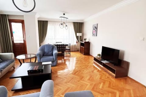 A large, comfortable flat in the best area of Ankara, Turkey Condo in Ankara