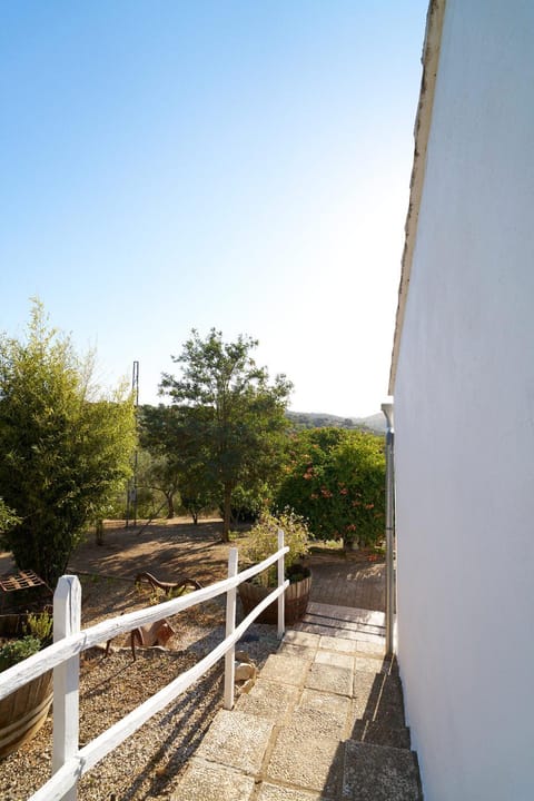 Villa Botero House in Sierra Norte de Sevilla