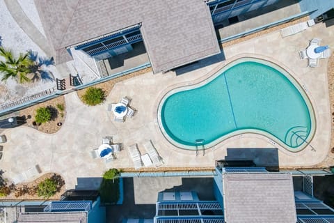 Coquina Reef 12 Apartment in Bradenton Beach