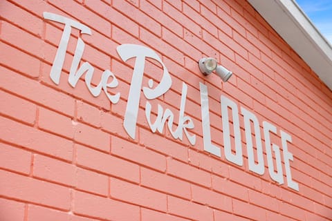 The Pink Lodge Haus in Lorne