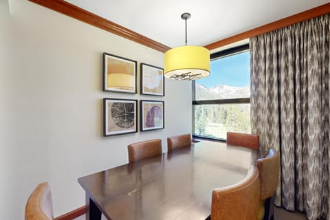 Resort at Squaw Creek's 810 & 812 Appartement in Palisades Tahoe (Olympic Valley)