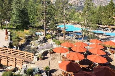 Resort at Squaw Creek's 126 & 128 Apartamento in Palisades Tahoe (Olympic Valley)