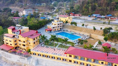 Bird's eye view, Swimming pool