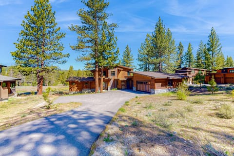 Henness Haven House in Truckee