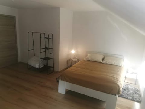 Le caillou Blanc Vacation rental in Charleroi