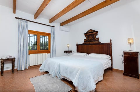 YourHouse Son Morey, villa with private pool, family-friendly Villa in La Mancha