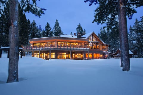 Schussing Paradise House in Truckee