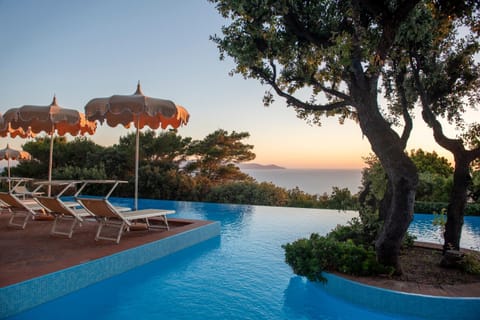 Natural landscape, Pool view, Sea view, Swimming pool, Sunset, sunbed