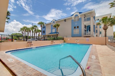 Villa Madeira by Travel Resort Services House in Madeira Beach