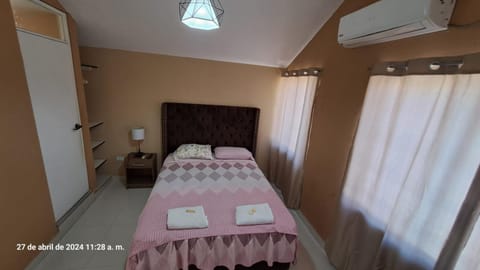 Hotel Hoskins Talara- Todas las habitaciones con aire acondicionado Bed and Breakfast in Department of Piura