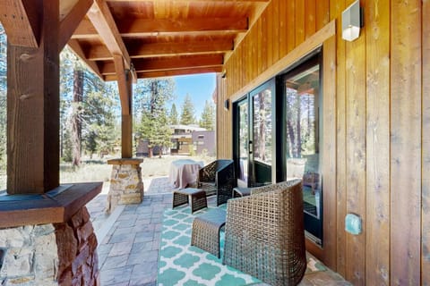 Henness Escape House in Truckee