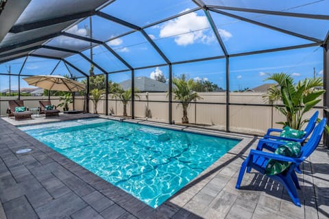 Blue Chair Villa House in Cape Coral