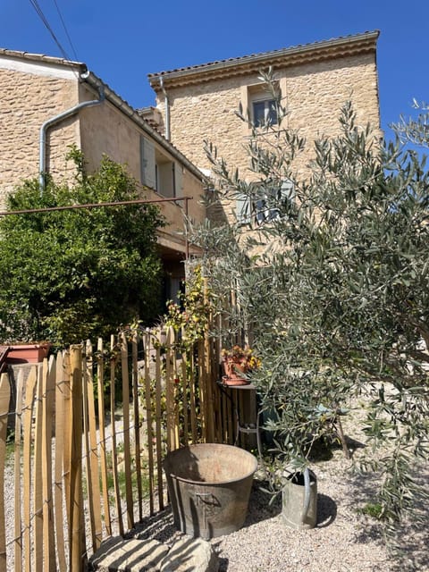 MAS-Calou Bed and Breakfast in Gordes