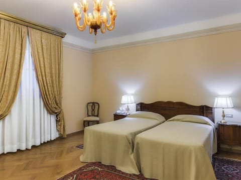 Villa Fenaroli Palace Hotel Hotel in Province of Brescia