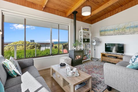 Surf Reef House in Apollo Bay