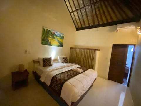 Pomelo Guest House Bed and Breakfast in Tampaksiring