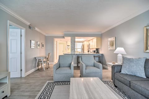 Remodeled Redington Shores Gem on the Beach! Condo in Redington Shores