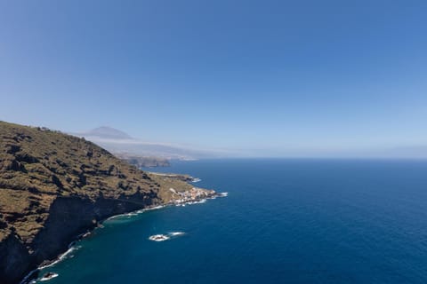 Blue Dream: Panoramic view on heights over the sea Apartment in La Matanza de Acentejo