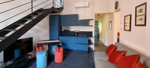 TV and multimedia, Kitchen or kitchenette, Dining area