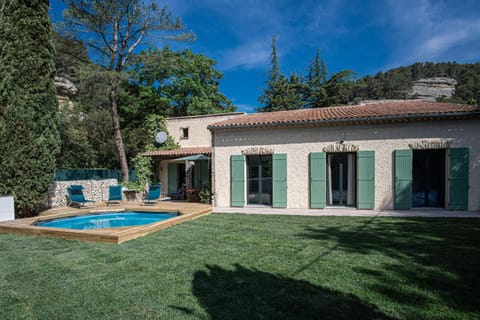 Maison idéale pour les familles avec piscine privée - Fontaine-de-Vaucluse House in Fontaine-de-Vaucluse