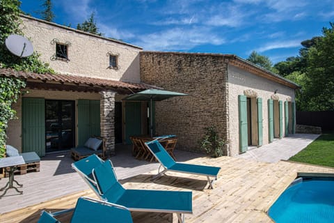 Maison idéale pour les familles avec piscine privée - Fontaine-de-Vaucluse House in Fontaine-de-Vaucluse