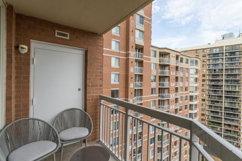 Amazing 2 Bedrooms Condo at Ballston with gym Eigentumswohnung in Arlington