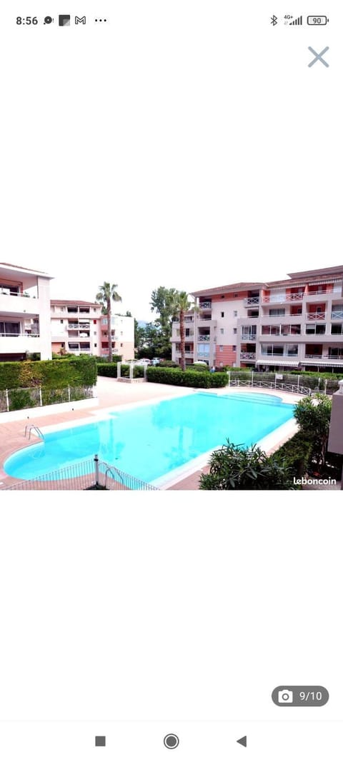 Appartement 4 personnes avec piscine, tennis, proche de la mer Apartment in Cagnes-sur-Mer