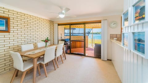 Peninsula Court Unit 10 Apartment in Yamba