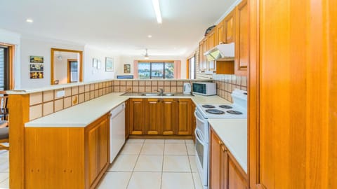 Peninsula Court 1 Condo in Yamba