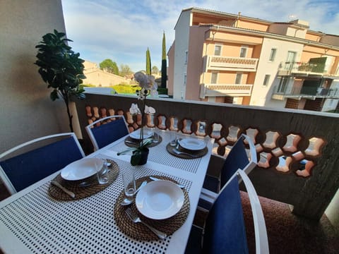 Le Lavandin - T3 Piscine & Climatisation Apartment in Gréoux-les-Bains