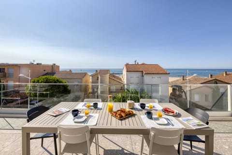 Balcony/Terrace, Sea view, Breakfast