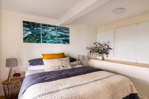 Y Vue - Beachside Apartment with Ocean Views Haus in Wye River