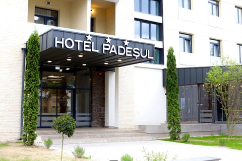 Hotel Padesul Hotel in Timiș County