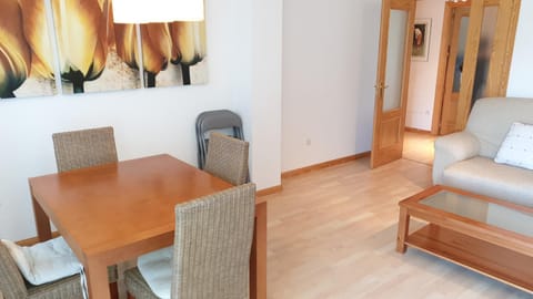 Apartamento Escribano Jaca Apartment in Jaca