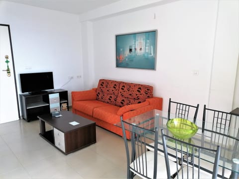 MH28 - 2 Bedroom apartment, stunning sea views, large terraces in Isla Plana, Puerto de Mazarron House in Bajo Guadalentín