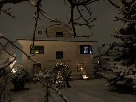 Ferienwohnung Landhaus zum Sonnenschein Apartment in Grassau