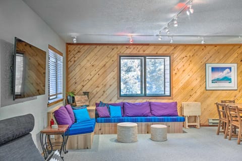 Roomy Angel Fire Home with Hot Tub, Sunroom and Views! House in Angel Fire