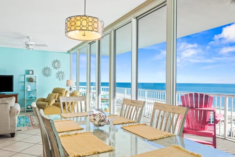 Living room, Seating area, Dining area, Sea view, Sea view