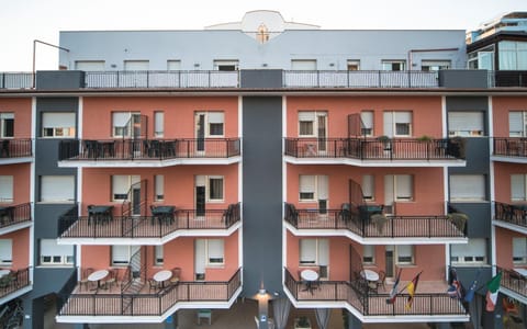 Property building, Facade/entrance, Bird's eye view