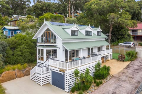 Argo House in Lorne