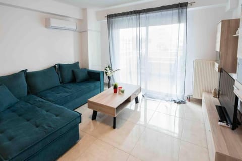 Modern spacious apartment located in Piraeus (B8) Condo in Pireas
