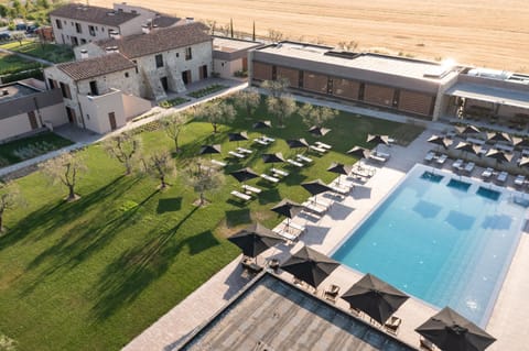 Property building, Bird's eye view, Pool view