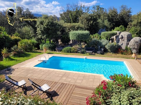 Villa 125m2 6/8 pers Trinité de Porto Vecchio Piscine House in Porto-Vecchio