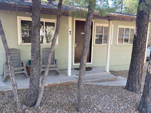 Hidden Rest Cabins and Resort Campeggio /
resort per camper in Pinetop-Lakeside