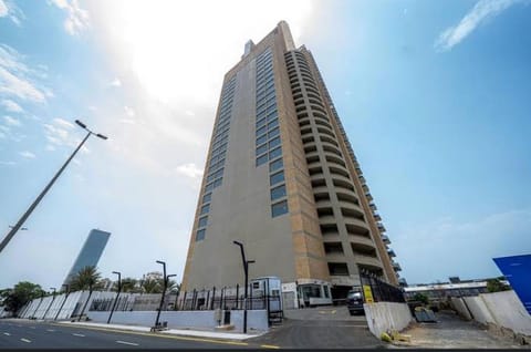 Luxurious Apartment Partial Sea View Condo in Jeddah