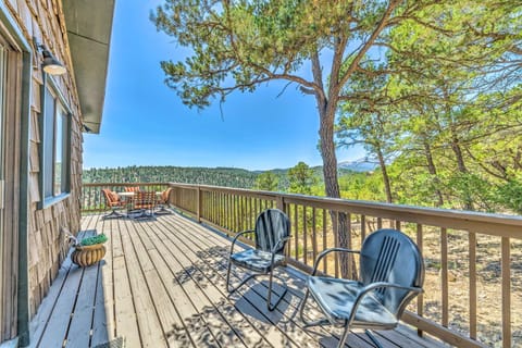 New Mexico Hideaway with Deck about 6 Mi to Ruidoso! Casa in Alto